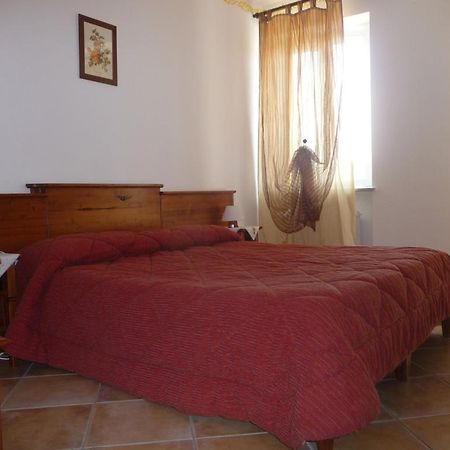 モンテーウ・ロエーロ Agriturismo Cascina Vronaヴィラ エクステリア 写真