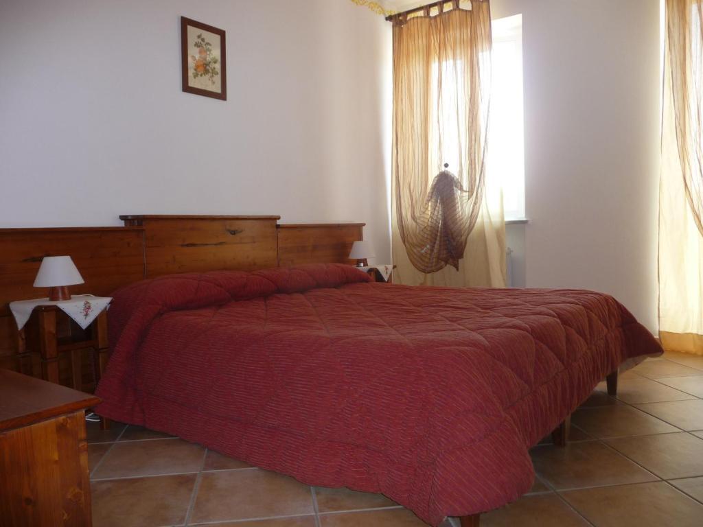 モンテーウ・ロエーロ Agriturismo Cascina Vronaヴィラ エクステリア 写真