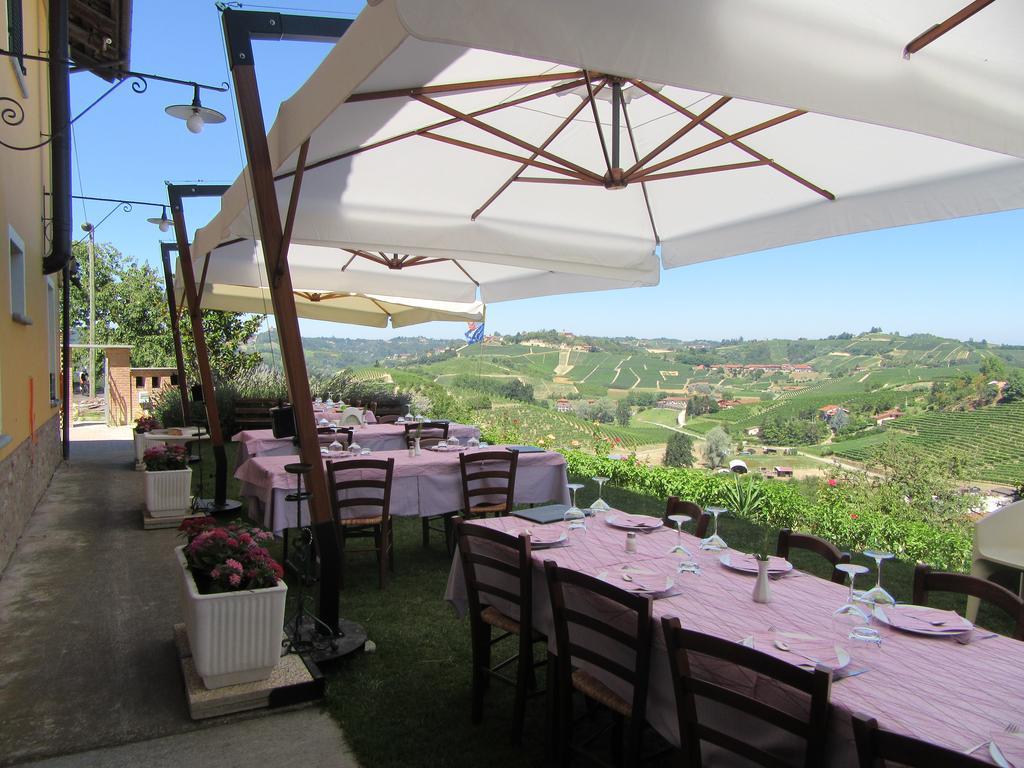 モンテーウ・ロエーロ Agriturismo Cascina Vronaヴィラ エクステリア 写真